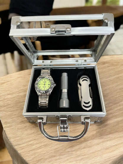 Kit Reloj Survival Deluxe (3 Piezas): Reloj Matrix + Linterna LED y Herramienta Multiusos
